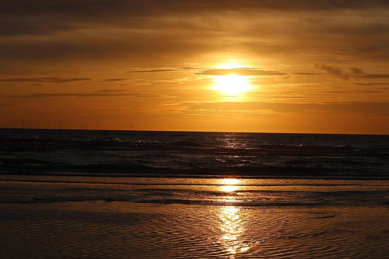 Strand83 Egmond aan Zee Exterior photo
